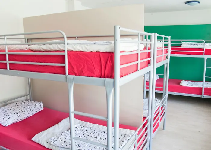 Simbol With Free Private Parking לובליאנה