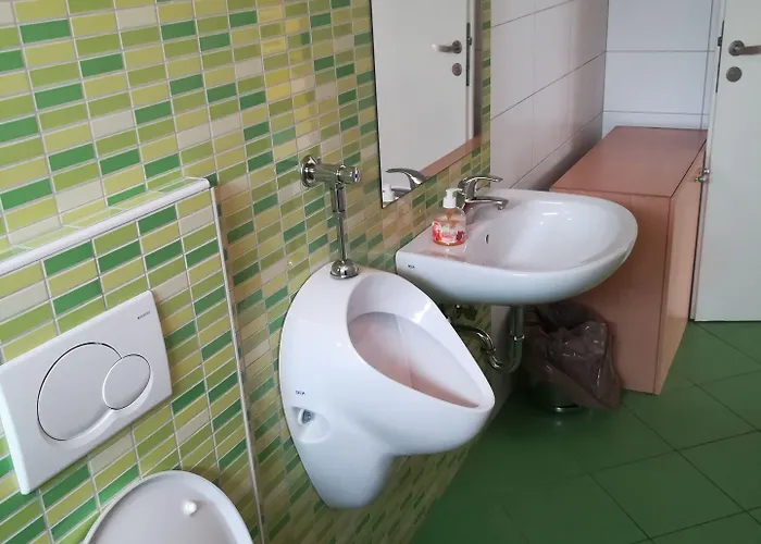 Simbol With Free Private Parking *