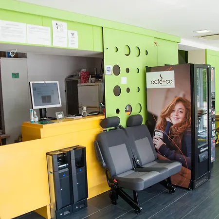 Simbol With Free Private Parking Albergue