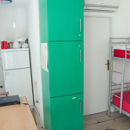 Albergue Simbol With Free Private Parking