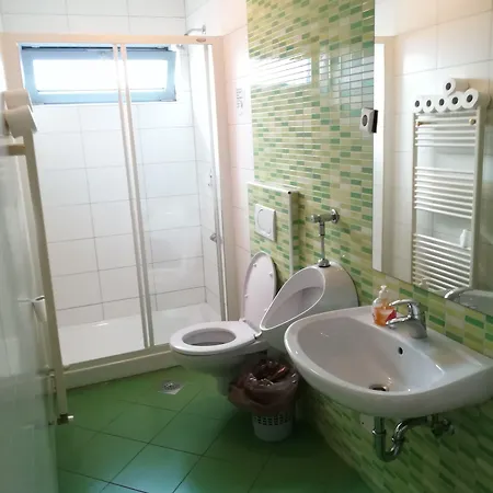 Simbol With Free Private Parking Любляна