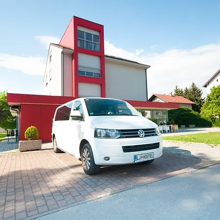 Simbol With Free Private Parking אכסניה