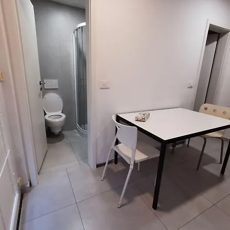 Simbol With Free Private Parking Albergue