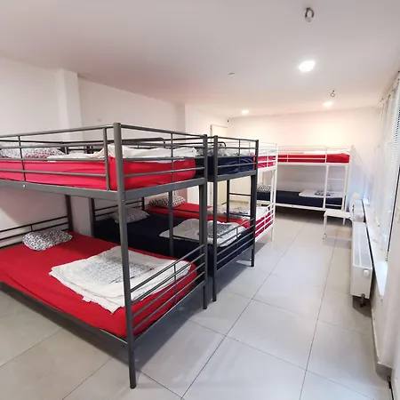Simbol & With Free Private Parking Hostel