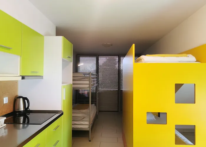 Simbol With Free Private Parking Hostel