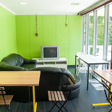Hostel Simbol With Free Private Parking