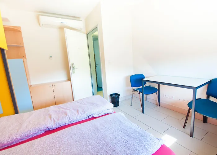 Simbol With Free Private Parking Hostel Ljubljana