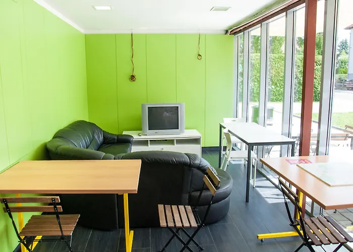 Simbol With Free Private Parking *